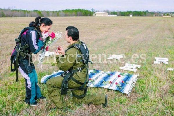 marry me marriage proposal in parachute