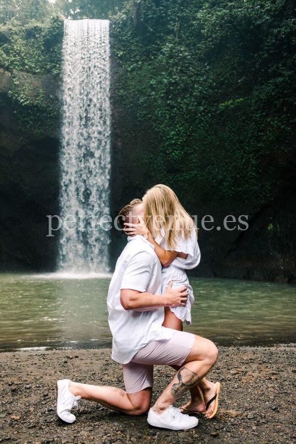 Pinterest marriage proposal in a waterfall