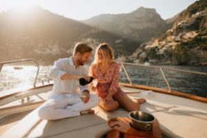 Proposal with views in Mallorca / Photo via Natalia Ortiz Events