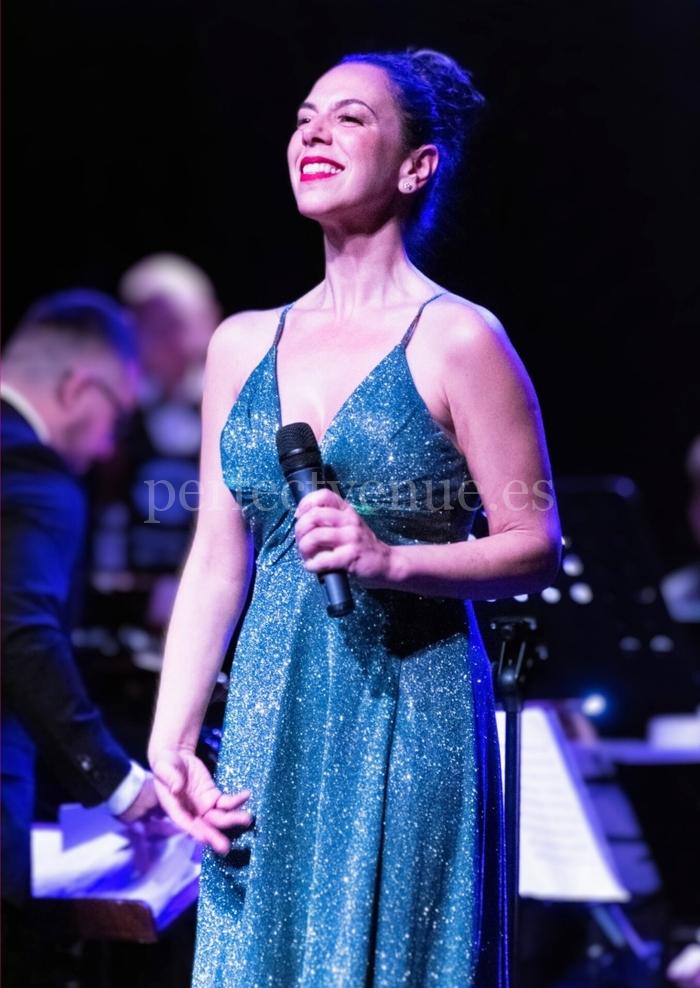 Cira Rodríguez, cantante para bodas y eventos / Photo via Perfect Venue