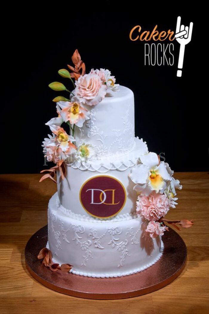 Tartas personalizadas para eventos de Cakery Rocks / Photo via Perfect Venue