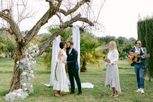Wedding shooting in Mallorca / Photo via Tanya Vasiliuk / Weddings and Events by Natalia Ortiz