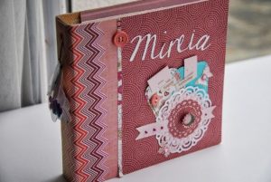 Scrapbooking-workshop-for-children-in-Madrid.-Birthdays-with-workshop