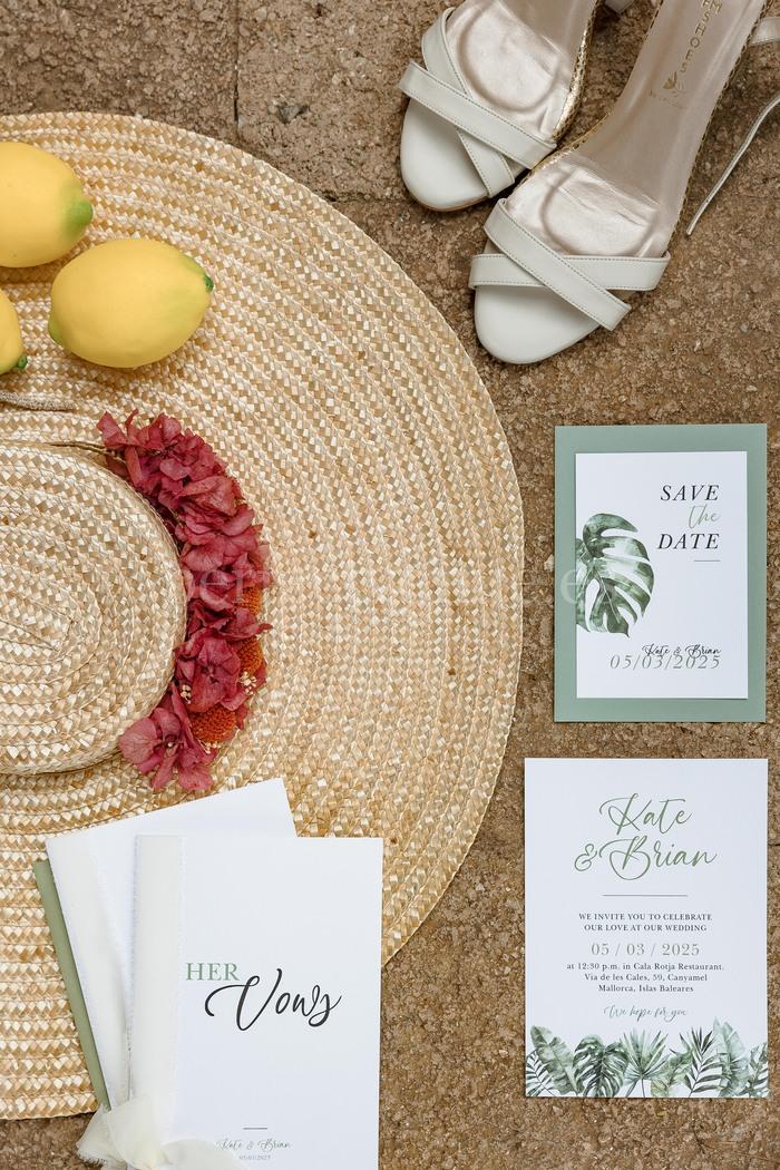 Natural and elegant wedding stationery Photo by Diego Si quieres