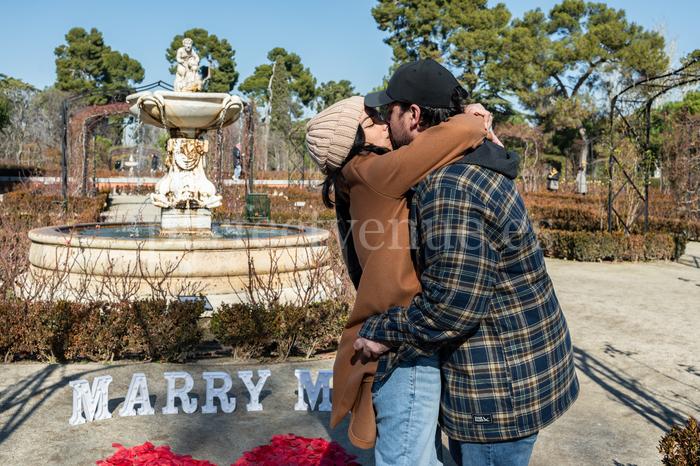 Proposal-in-the-Retiro-Photo-by-Natalia-Ortiz.jpg