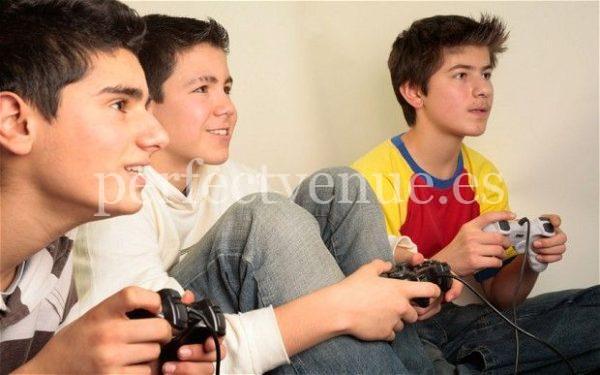 Video game and animation tournament for children in Madrid
