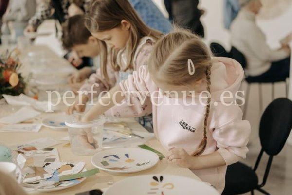birthday party with workshops handcrafts at home