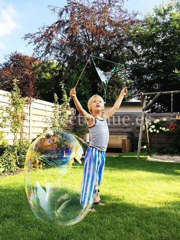 bubbles birthday with workshops in Madrid