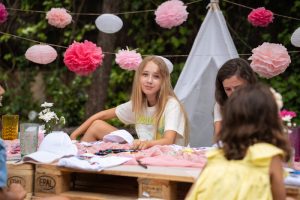 Cumpleaños con talleres en Madrid: taller de camisetas - Natalia Ortiz Events