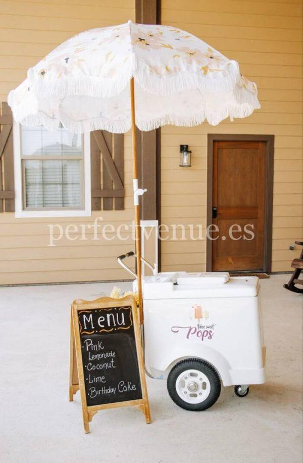 chocolate fountain for events / perfect venue