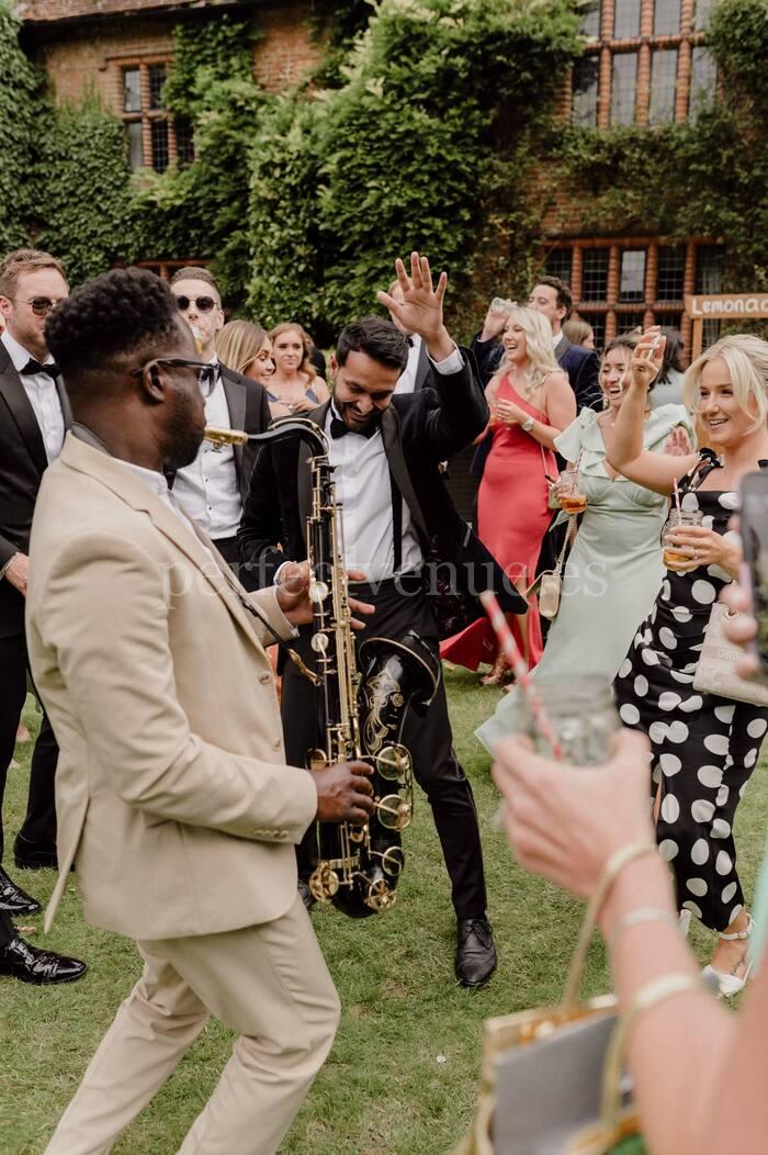 Música clásica en bodas temáticas / Foto vía Pinterest