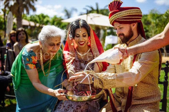 Documentary wedding photography / Photo via Ekaterina Gasanova