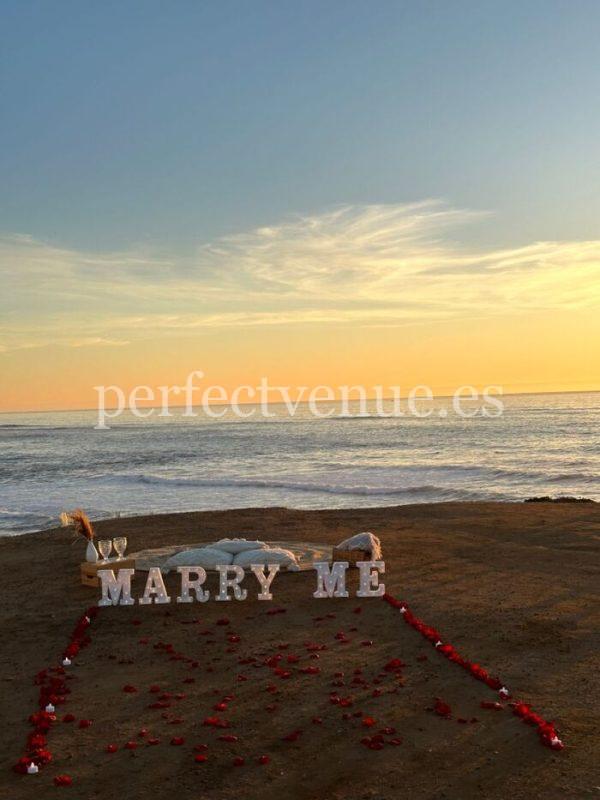 Proposal in Ibiza with sea views / Pinterest