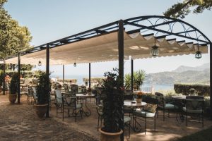 Proposal at the Sa Pedrissa Deià Hotel / Photo via Hotel Sa Pedrissa Deià