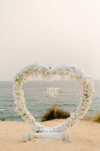 Valencia marriage proposal big heart - Natalia Ortiz Events