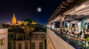 Предложение руки и сердца в Севилье в отеле Vincci Hotel