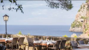 Pedida de mano en Mallorca en el restaurante Es Vergeret