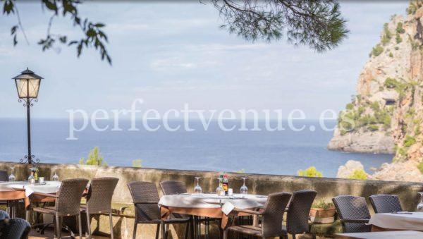 Pedida de mano en Mallorca en el restaurante Es Vergeret