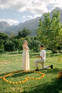 Marriage proposal in Sa Vinyassa / Photo via Natalia Ortiz Events