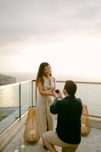 Pedida de mano en el Hotel Jumeirah Port Sóller / Foto vía Natalia Ortiz Events