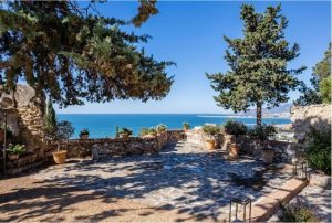 marriage proposal in Malaga at the Santa Catalina Castle