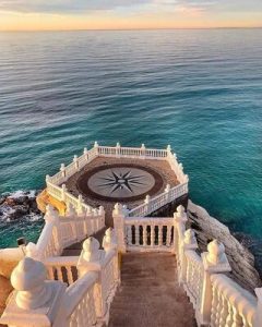 A marriage proposal in Málaga at the Europe Balcony viewpoint