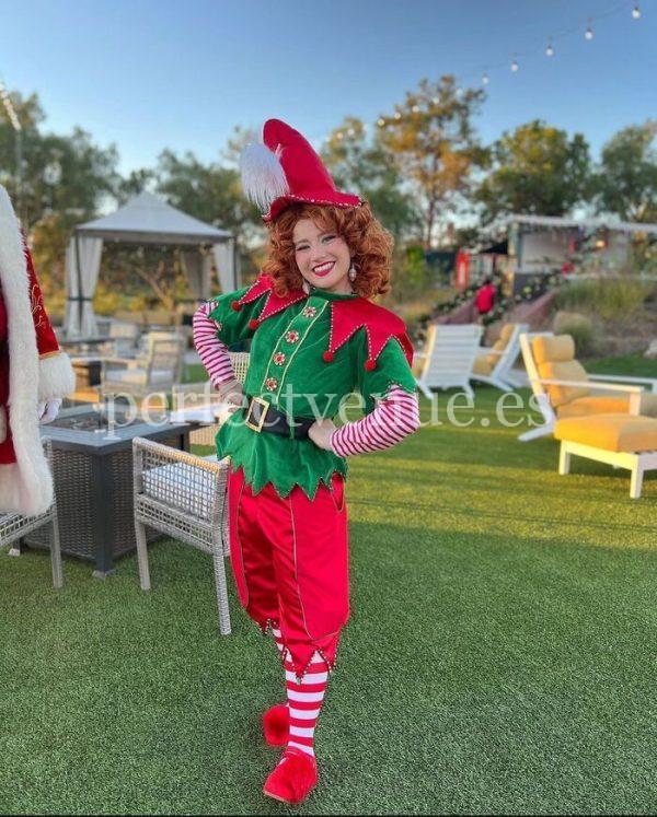 Christmas Elf Entertainment / Photo via Pinterest