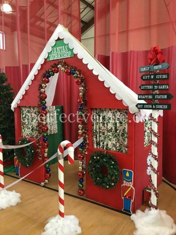 Christmas Family Day at the Office / Photo via Pinterest