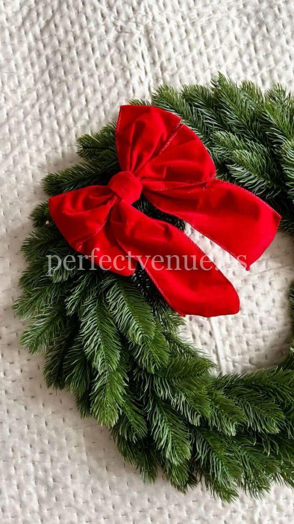 Christmas Wreath Workshop / Photo via Pinterest