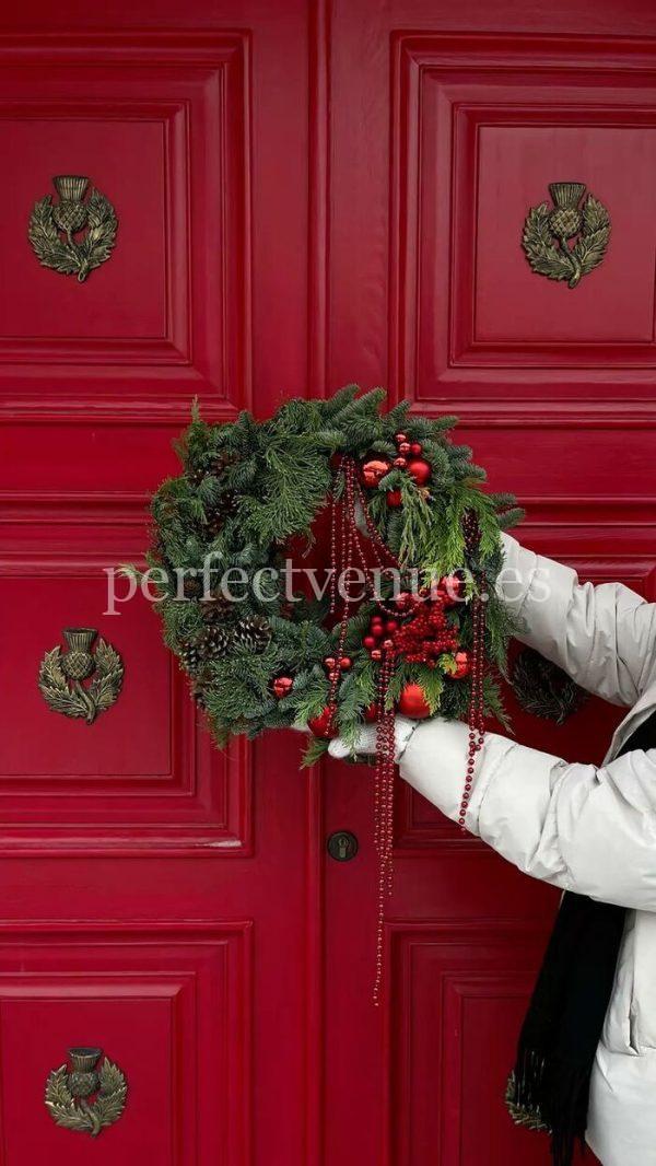 Christmas Wreath Workshop / Photo via Pinterest