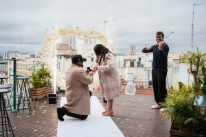 Electronic and classical violinist for weddings and events / Photo via Natalia Ortiz Events