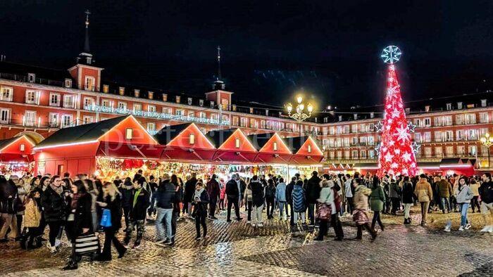 Planes navideños en Madrid para 2026 Planes navideños en Madrid para 2026 / Foto vía Pinterest