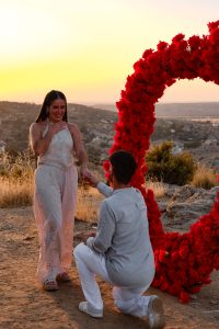Marriage proposal in Toledo at the Valley viewpoint - Natalia Ortiz Events