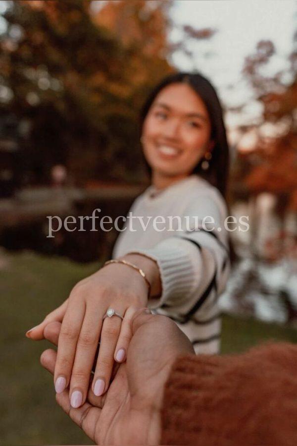 Professional photographer for a marriage proposal in San Sebastián / Photo via Pinterest