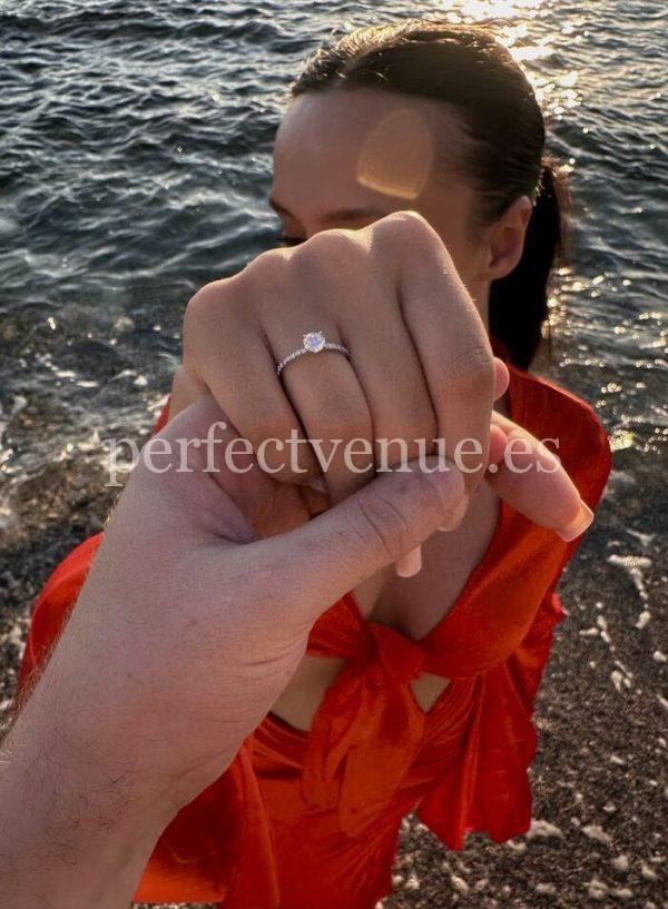 Professional photographer for a marriage proposal in Altea / Photo via Pinterest