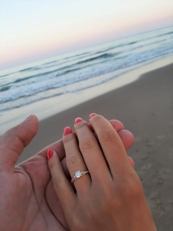Professional photographer for a marriage proposal in Dénia / Photo via Pinterest