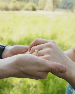 Professional photographer for a marriage proposal in Dénia / Photo via Pinterest