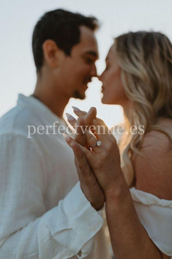 Professional photographer for a marriage proposal in Valencia / Photo via Pinterest