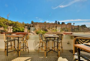 pedida de mano en Málaga en la Terraza Batik