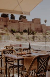 pedida de mano en Málaga en la Terraza Batik