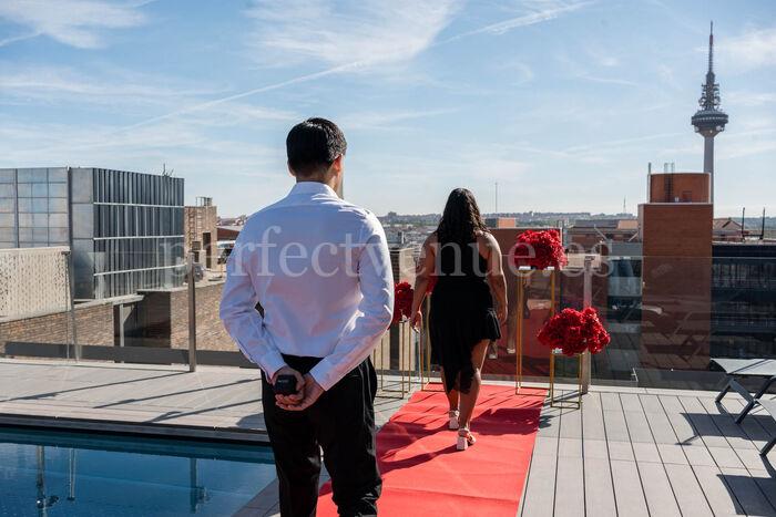 Proposal with a View in Madrid / Photo via Natalia Ortiz Events