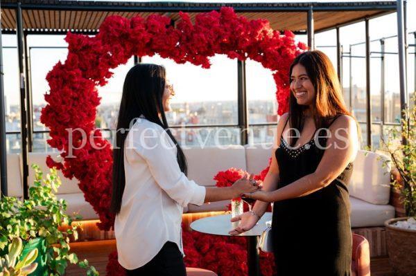 Marriage proposal in a rooftop in madrid / natalia ortiz events