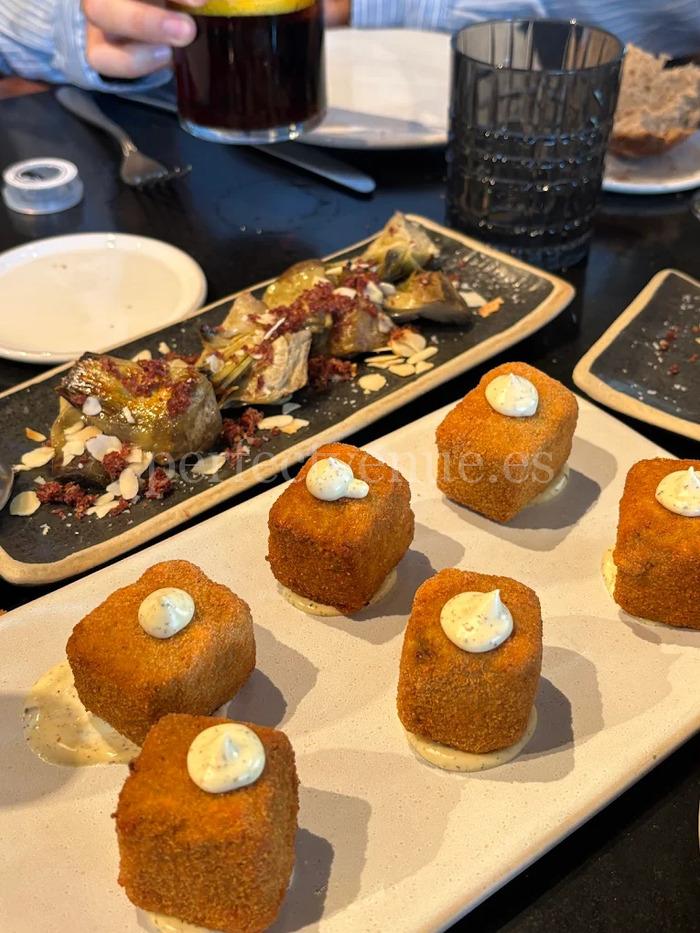 Restaurants in Alicante’s historic center / Photo via Raquel Mir