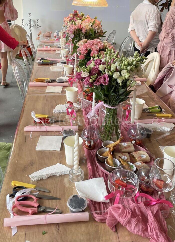Bachelorette party plans in Madrid / Photo via Pinterest Bachelorette party plans in Madrid / Photo via Pinterest