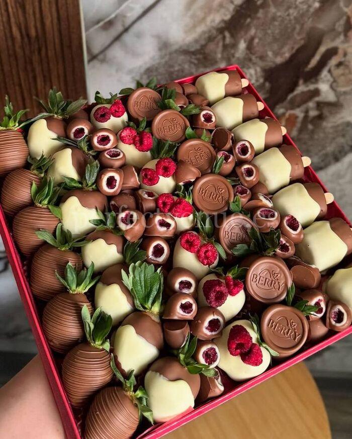 Bachelorette party plans in Madrid / Photo via Pinterest Bachelorette party plans in Madrid / Photo via Pinterest