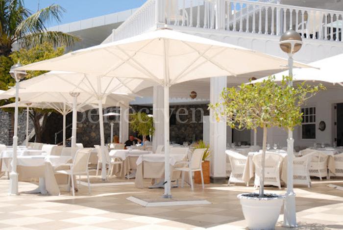 Restaurants to Celebrate Valentine’s Day in Lanzarote / Photo via Restaurante Amura