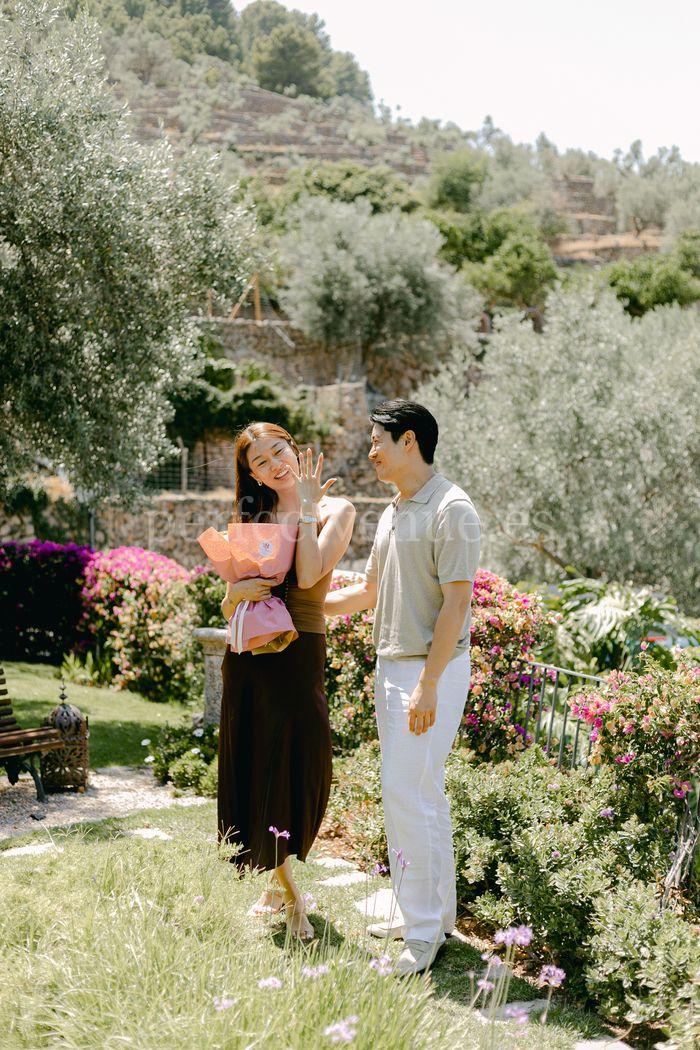 Marriage proposal in Mallorca / Photo via Natalia Ortiz Events