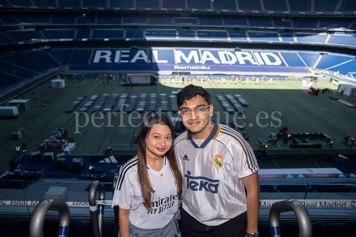 Marriage proposal at the Santiago Bernabéu Stadium / Photo via Natalia Ortiz Events