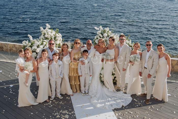 Boda con vistas al mar en Ibiza en 7Pines Resort | Foto vía Dario Ibiza Photography / Bliss Ibiza Wedding Planner