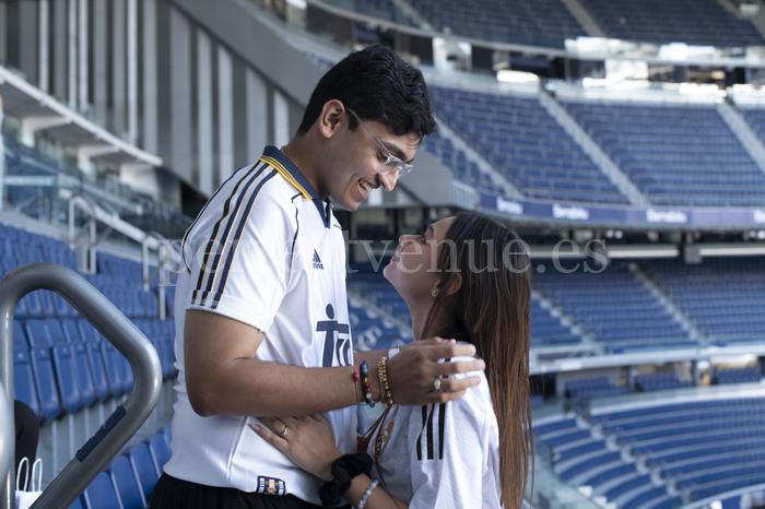 Pedida de mano en el Santiago Bernabéu / Foto vía Natalia Ortiz Events